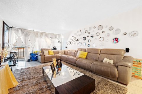 Купить кондоминиум в Санни-Айлс-Бич, Флорида 2 спальни, 138.24м2, № 2020493 - фото 7