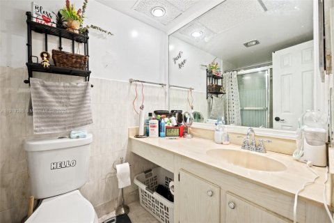 Купить кондоминиум в Санни-Айлс-Бич, Флорида 2 спальни, 138.24м2, № 2020493 - фото 18