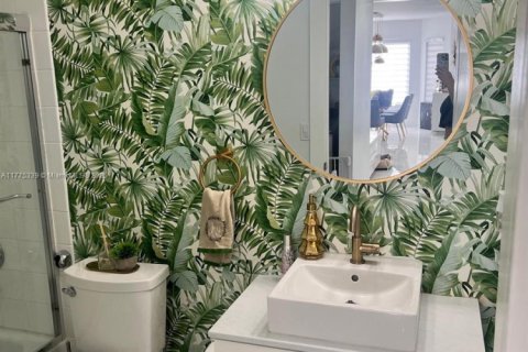 Casa en venta en Miami, Florida, 4 dormitorios, 221.85 m2 № 1693031 - foto 11