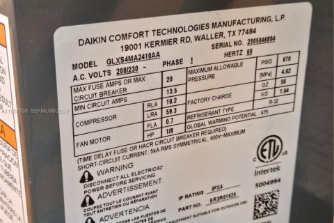 Condo in Doral, Florida, 2 bedrooms  № 2066084 - photo 7