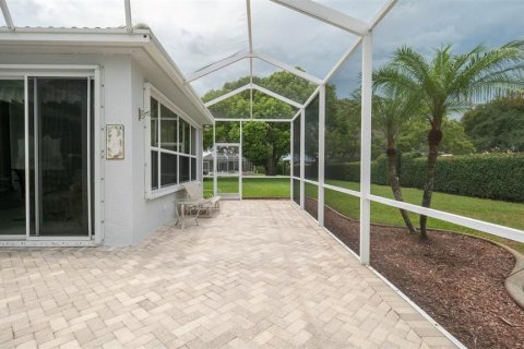 Villa ou maison à vendre à Weeki Wachee, Floride: 2 chambres, 146.41 m2 № 1844749 - photo 28
