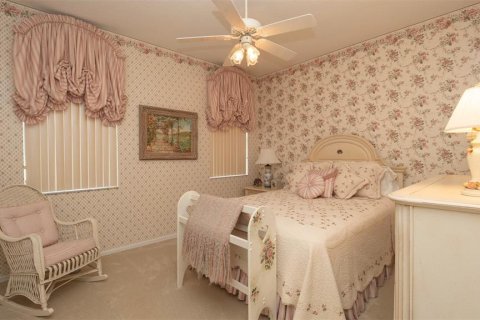 Villa ou maison à vendre à Weeki Wachee, Floride: 2 chambres, 146.41 m2 № 1844749 - photo 16
