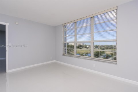 Condominio en alquiler en Pompano Beach, Florida, 2 dormitorios, 102.19 m2 № 1987190 - foto 23