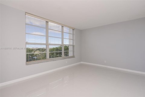 Condominio en alquiler en Pompano Beach, Florida, 2 dormitorios, 102.19 m2 № 1987190 - foto 22