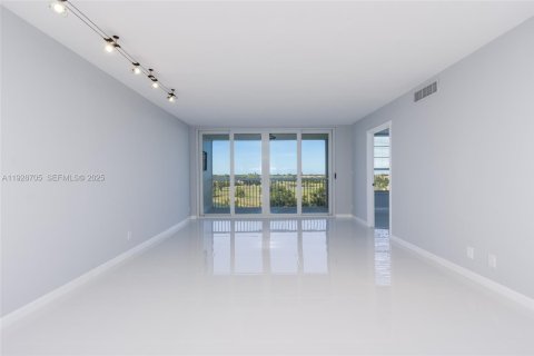 Condominio en alquiler en Pompano Beach, Florida, 2 dormitorios, 102.19 m2 № 1987190 - foto 4