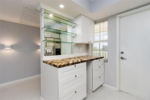 Condominio en alquiler en Pompano Beach, Florida, 2 dormitorios, 102.19 m2 № 1987190 - foto 14