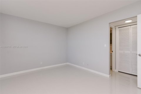 Condominio en alquiler en Pompano Beach, Florida, 2 dormitorios, 102.19 m2 № 1987190 - foto 25