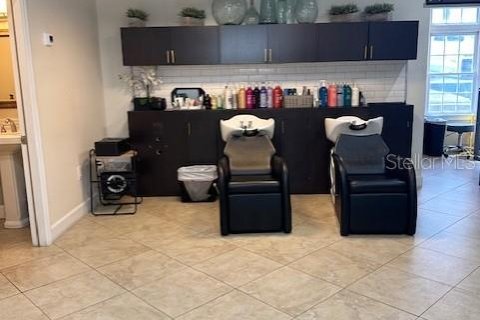Propiedad comercial en venta en Gainesville, Florida, 481.61 m2 № 1913755 - foto 5