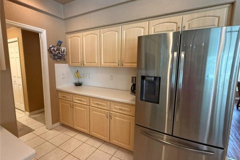 House in Weeki Wachee, Florida 3 bedrooms, 225.75 sq.m. № 2167422 - photo 15