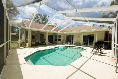 House in Weeki Wachee, Florida 3 bedrooms, 225.75 sq.m. № 2167422 - photo 30