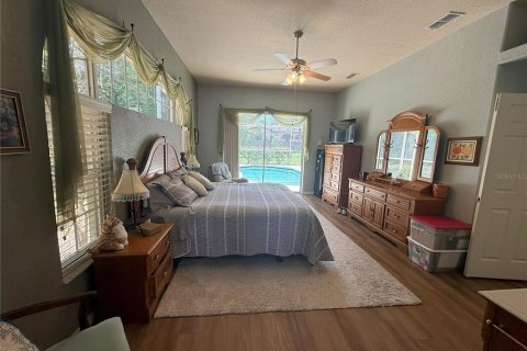 House in Weeki Wachee, Florida 3 bedrooms, 225.75 sq.m. № 2167422 - photo 22