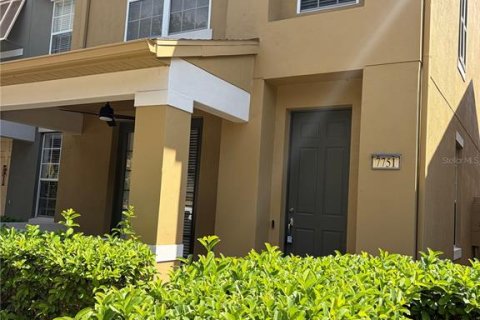 Townhouse in Windermere, Florida 3 bedrooms, 156.08 sq.m. № 2396422 - photo 3