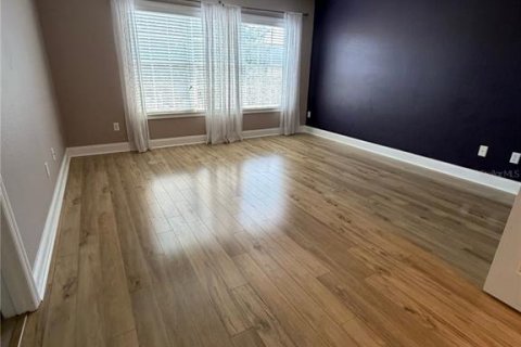 Townhouse in Windermere, Florida 3 bedrooms, 156.08 sq.m. № 2396422 - photo 30