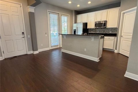 Townhouse in Windermere, Florida 3 bedrooms, 156.08 sq.m. № 2396422 - photo 9