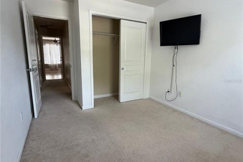 Townhouse in Windermere, Florida 3 bedrooms, 156.08 sq.m. № 2396422 - photo 23