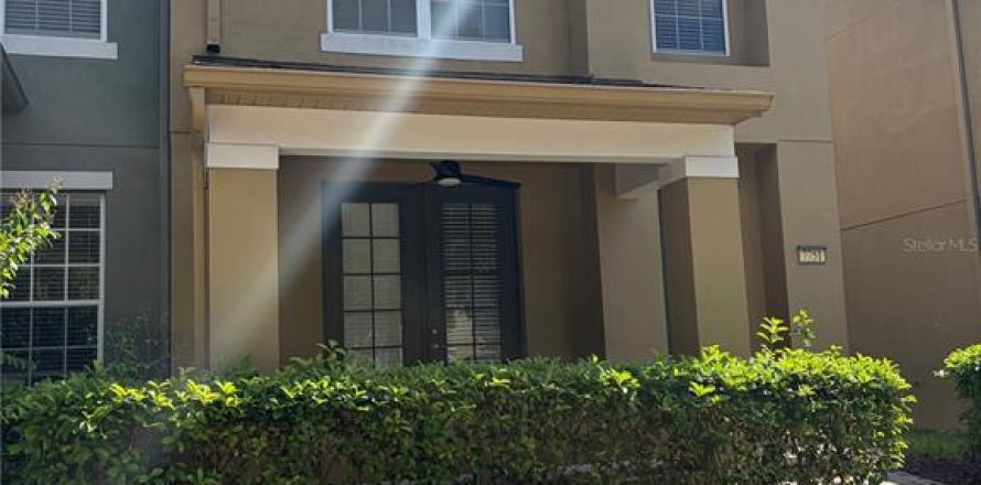 Townhouse in Windermere, Florida 3 bedrooms, 156.08 sq.m. № 2396422