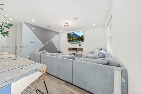 Townhouse in Homestead, Florida 3 bedrooms, 159.05 sq.m. № 2000493 - photo 5