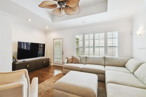 Touwnhouse à vendre à Tampa, Floride: 4 chambres, 245.35 m2 № 1918207 - photo 14