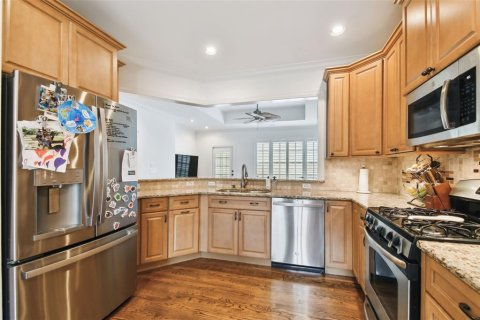 Touwnhouse à vendre à Tampa, Floride: 4 chambres, 245.35 m2 № 1918207 - photo 9