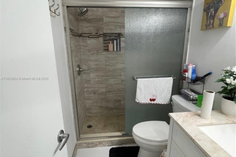House in Port St. Lucie, Florida 3 bedrooms, 95.88 sq.m. № 1794270 - photo 13