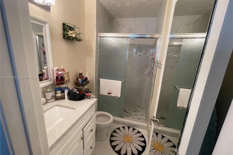 House in Port St. Lucie, Florida 3 bedrooms, 95.88 sq.m. № 1794270 - photo 5