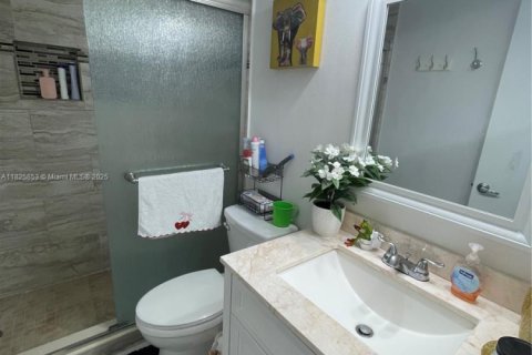 House in Port St. Lucie, Florida 3 bedrooms, 95.88 sq.m. № 1794270 - photo 15