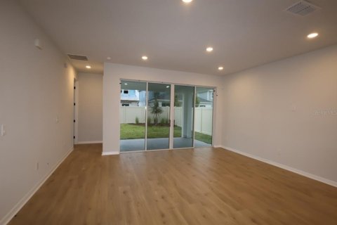 Villa ou maison à vendre à Mount Dora, Floride: 4 chambres, 252.6 m2 № 2409935 - photo 8