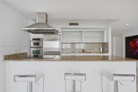 Copropriété à louer à Hallandale Beach, Floride: 3 chambres, 235.79 m2 № 1496566 - photo 2