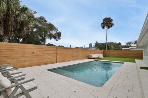 Villa ou maison à vendre à New Smyrna Beach, Floride: 4 chambres, 147.9 m2 № 2138880 - photo 28