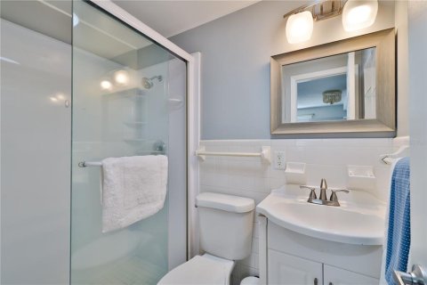 Villa ou maison à vendre à New Smyrna Beach, Floride: 4 chambres, 147.9 m2 № 2138880 - photo 22