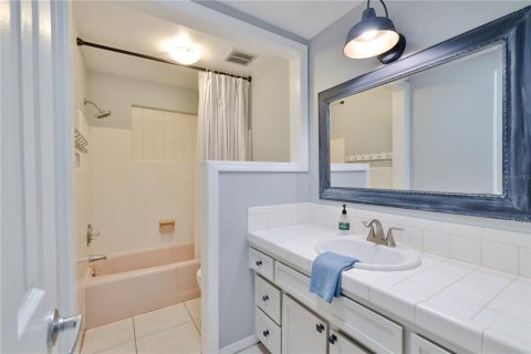 Villa ou maison à vendre à New Smyrna Beach, Floride: 4 chambres, 147.9 m2 № 2138880 - photo 27