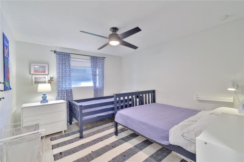 Villa ou maison à vendre à New Smyrna Beach, Floride: 4 chambres, 147.9 m2 № 2138880 - photo 25