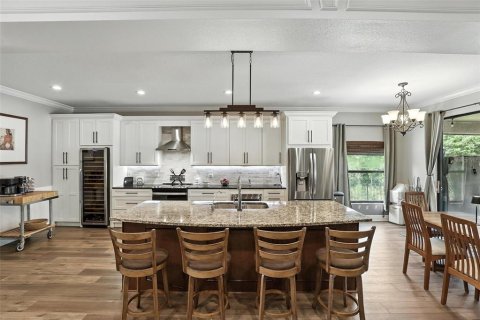 House in Orlando, Florida 5 bedrooms, 336.31 sq.m. № 1808877 - photo 10