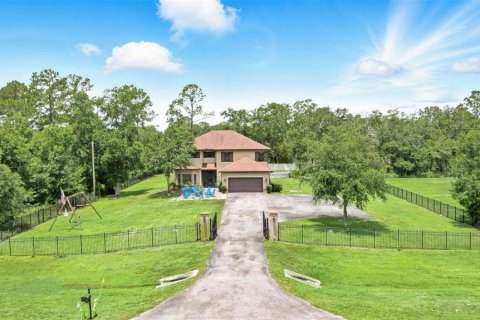 House in Orlando, Florida 5 bedrooms, 336.31 sq.m. № 1808877 - photo 4