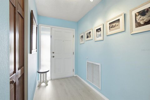 House in Clearwater, Florida 3 bedrooms, 147.9 sq.m. № 2203400 - photo 6