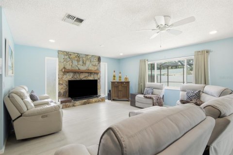 House in Clearwater, Florida 3 bedrooms, 147.9 sq.m. № 2203400 - photo 16