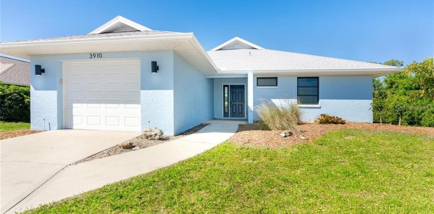 House in Rotonda, Florida 2 bedrooms, 99.31 sq.m. № 1590477