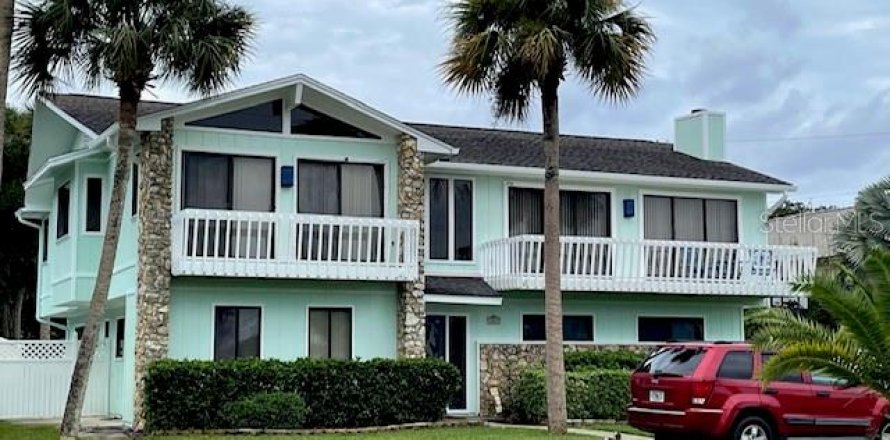 House in Edgewater, Florida 4 bedrooms, 315.87 sq.m. № 1508516