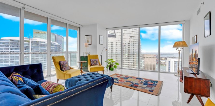 Condominio en Miami, Florida, 2 dormitorios № 1890655