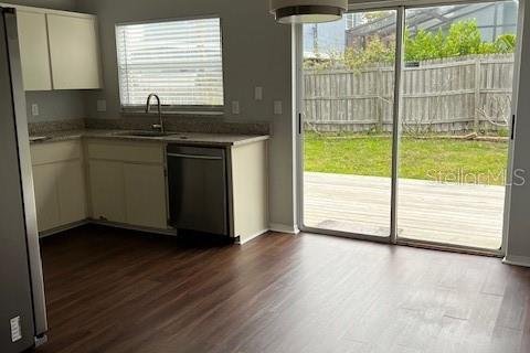 Casa en alquiler en Seminole, Florida, 3 dormitorios, 117.89 m2 № 1799979 - foto 9
