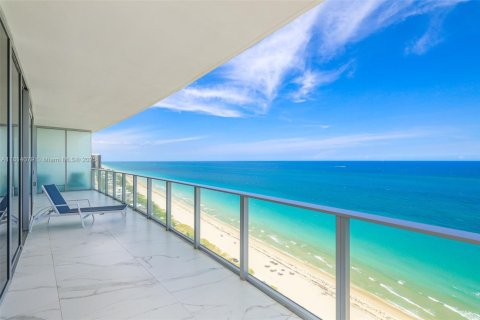Condo in Fort Lauderdale, Florida, 4 bedrooms  № 1766367 - photo 3