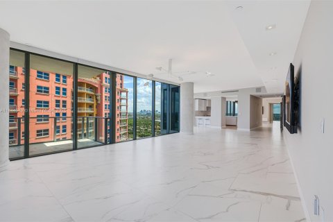 Condo in Fort Lauderdale, Florida, 4 bedrooms  № 1766367 - photo 13