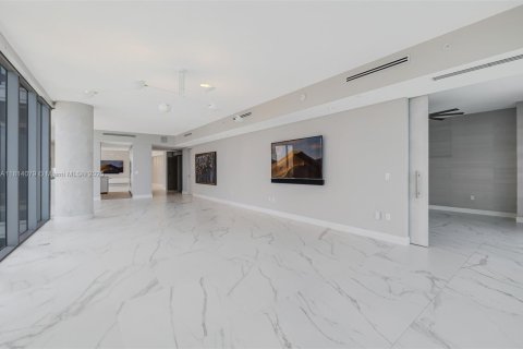 Condo in Fort Lauderdale, Florida, 4 bedrooms  № 1766367 - photo 12