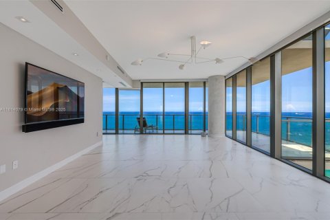 Condo in Fort Lauderdale, Florida, 4 bedrooms  № 1766367 - photo 14