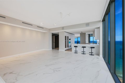 Condo in Fort Lauderdale, Florida, 4 bedrooms  № 1766367 - photo 21
