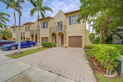 Townhouse in Homestead, Florida 3 bedrooms, 153.85 sq.m. № 1952617 - photo 2