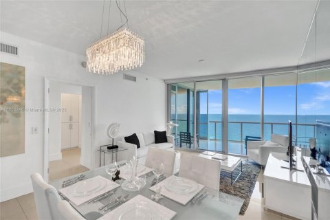 Copropriété à vendre à Sunny Isles Beach, Floride: 1 chambre, 79.71 m2 № 2035182 - photo 2