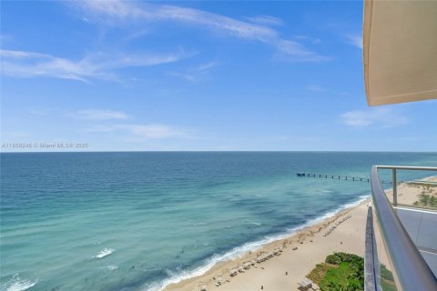 Copropriété à vendre à Sunny Isles Beach, Floride: 1 chambre, 79.71 m2 № 2035182 - photo 4
