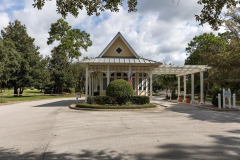 Villa ou maison à vendre à DeLand, Floride: 2 chambres, 180.69 m2 № 2410563 - photo 30