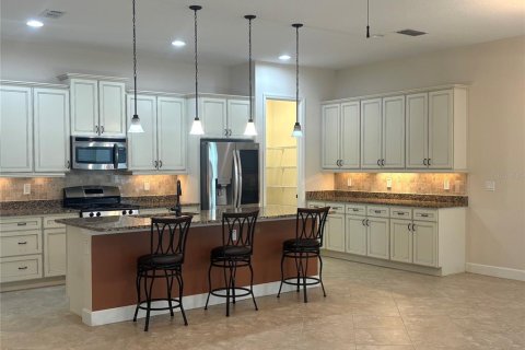 Villa ou maison à vendre à DeLand, Floride: 2 chambres, 180.69 m2 № 2410563 - photo 2